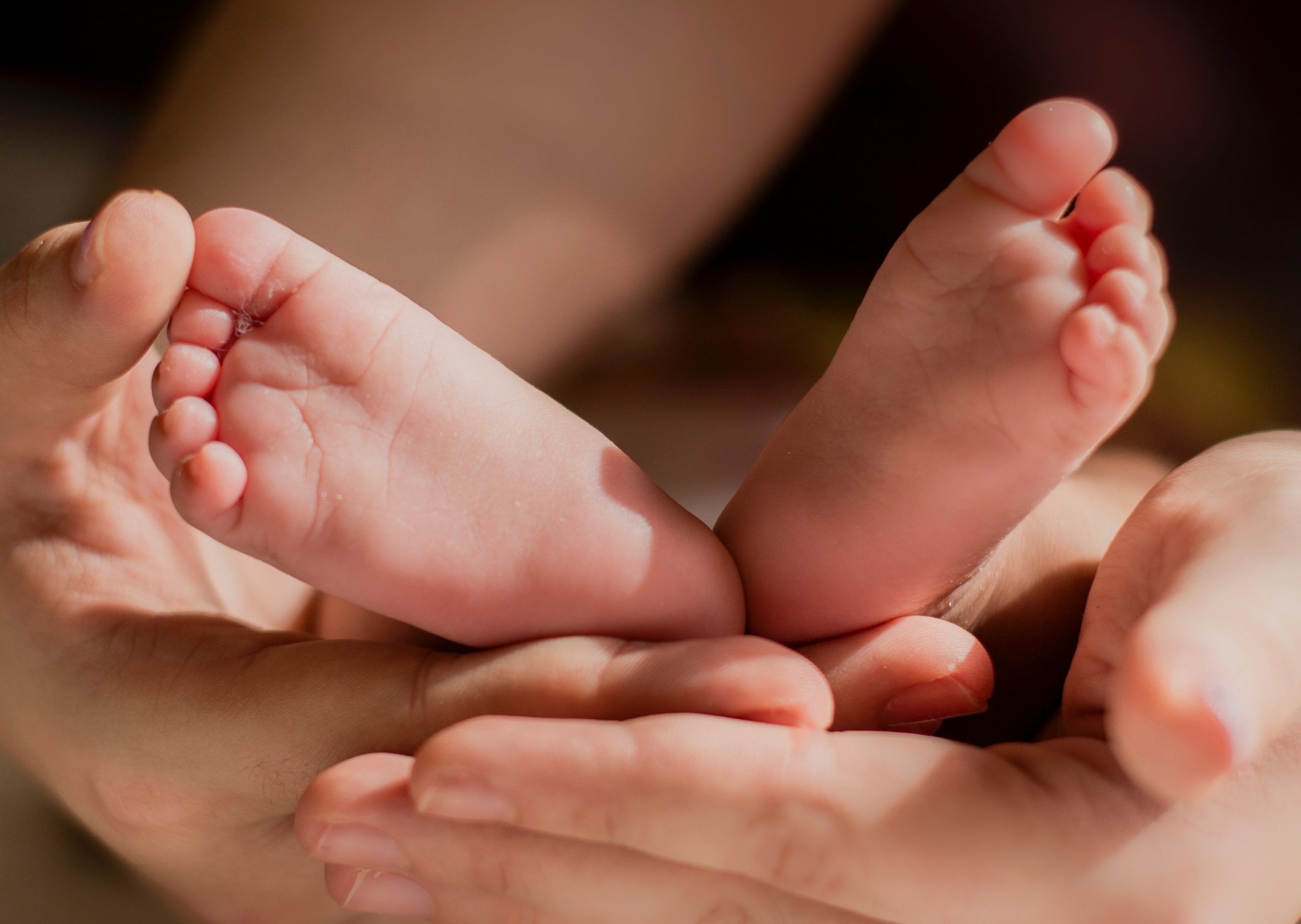 Newborn Skin to Skin Contact Hopeful Beginnings
