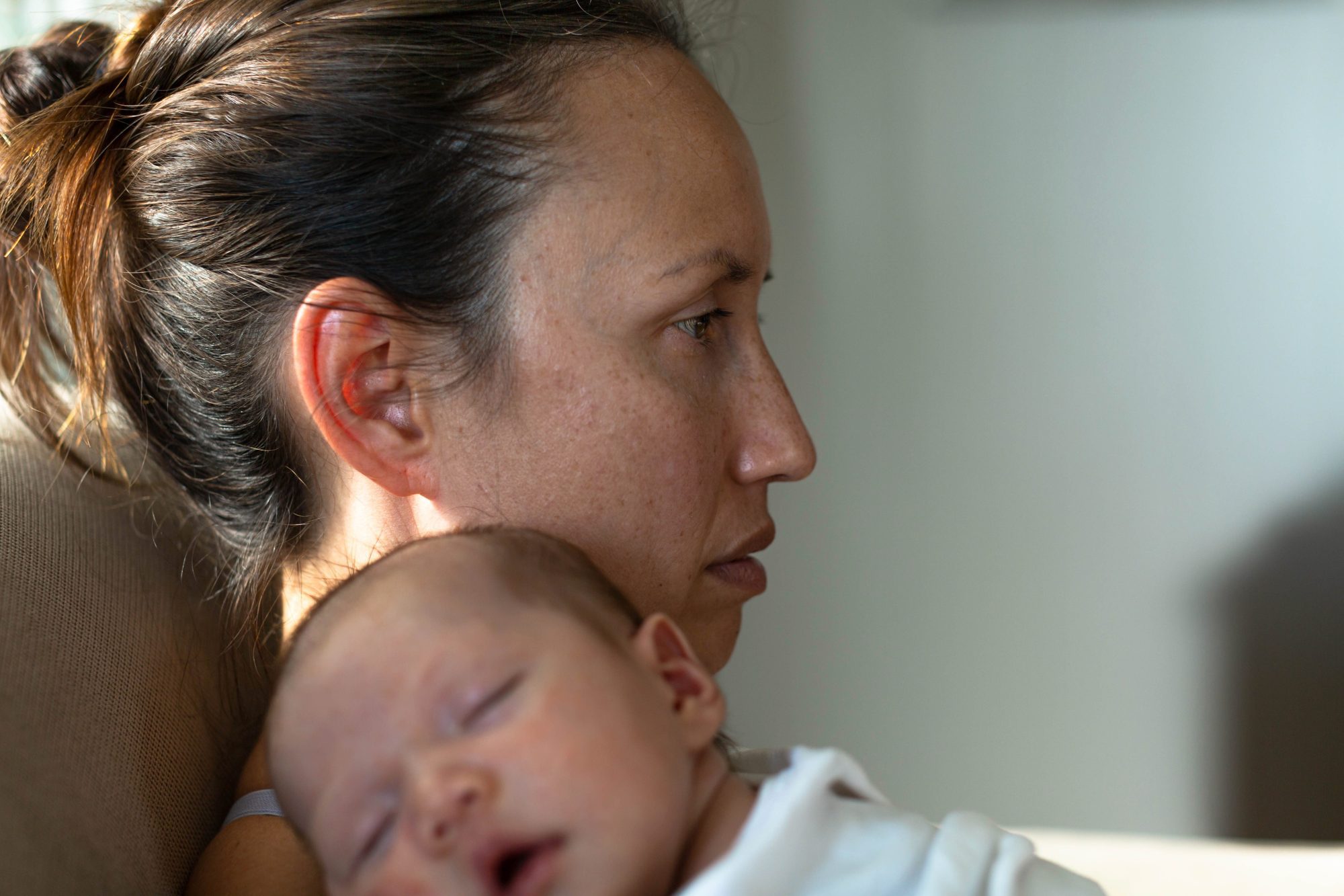 What Are the Signs and Symptoms of Postpartum Depression?